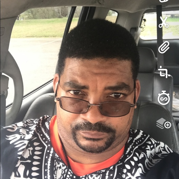 Meet your Posher, Tim - Picture 5 of 11